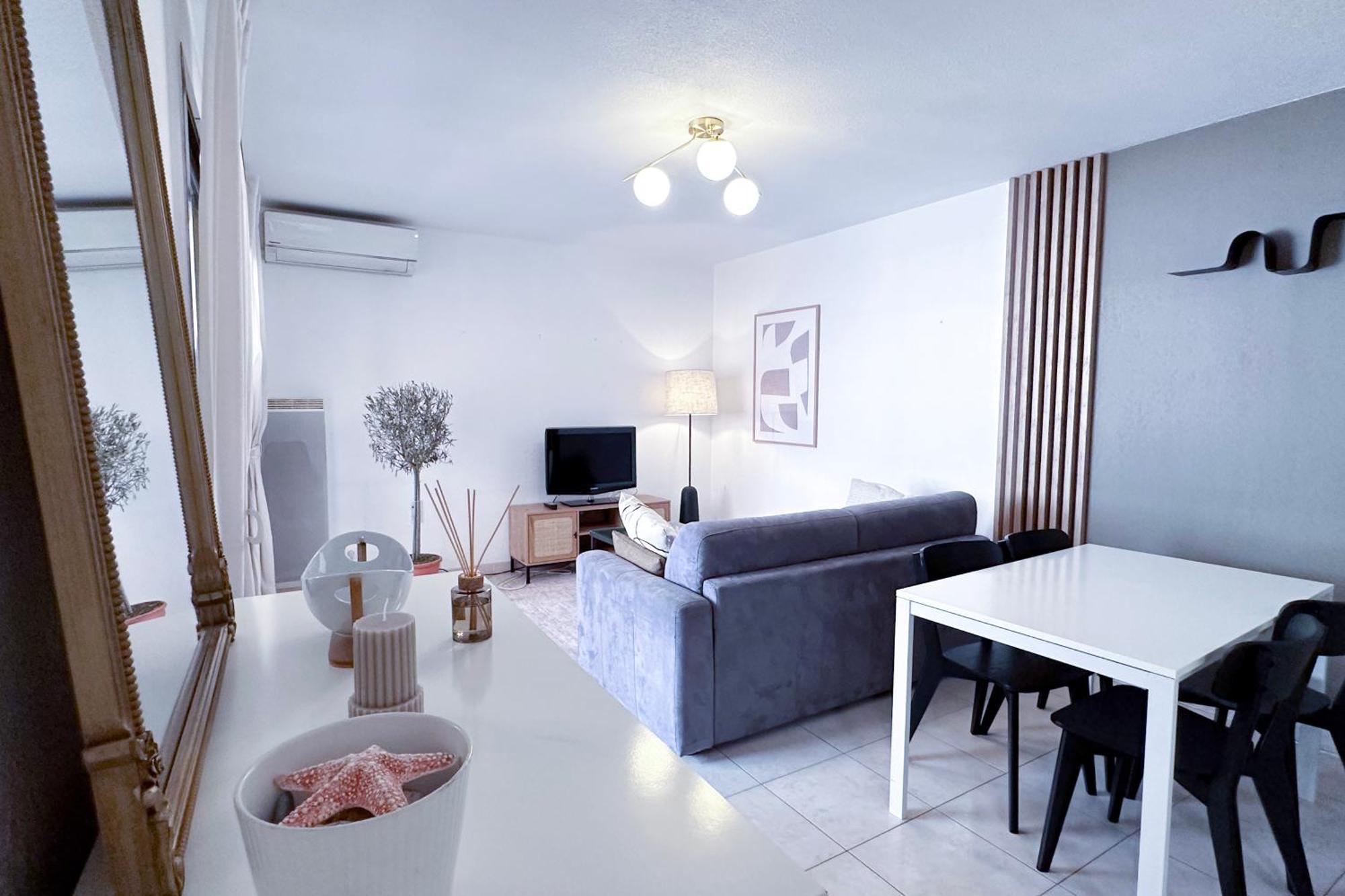 St Roch 2 - Appart 300 M De La Gare, Clim, Terrasse, Garage Αντίμπ Εξωτερικό φωτογραφία